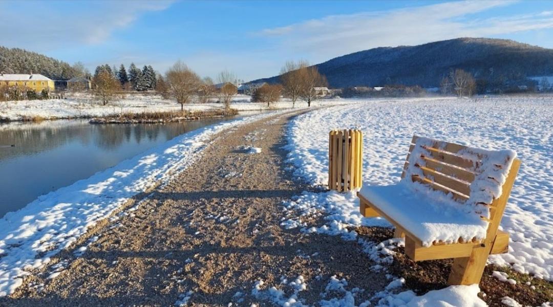 Apartman Swans Otočac Esterno foto