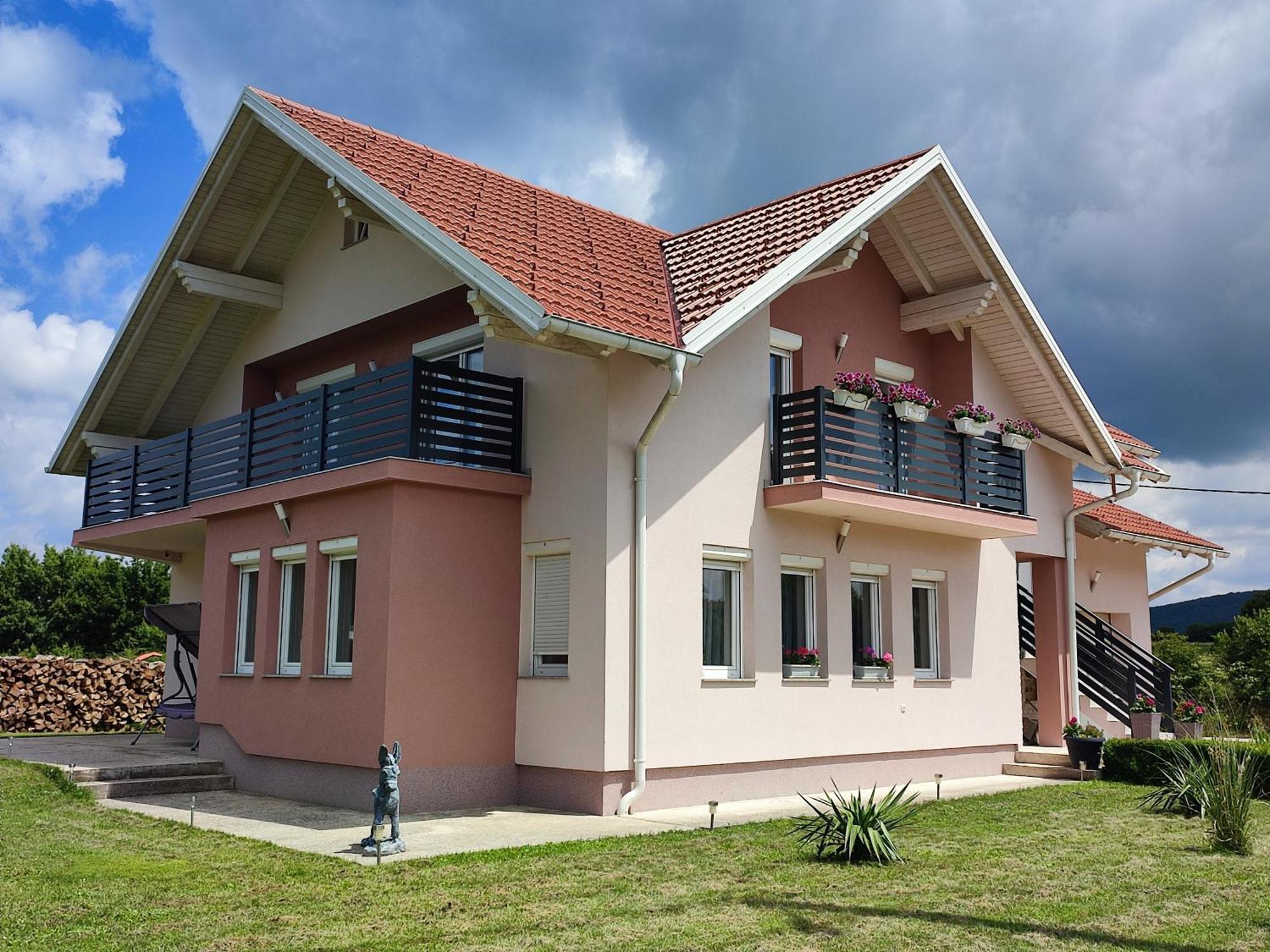Apartman Swans Otočac Esterno foto